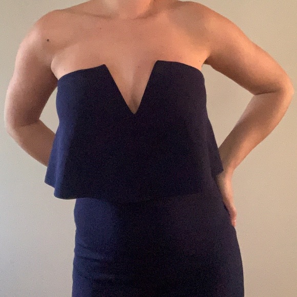 Lulu’s ruffle jumpsuit - Picture 2 of 3